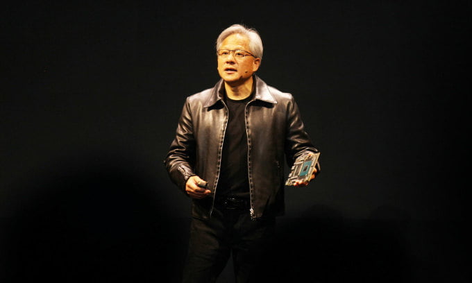 Nvidia CEO Jensen Huang introduced the H100 chip at Computex 2023 Taiwan on May 30. Photo: Khuong Nha