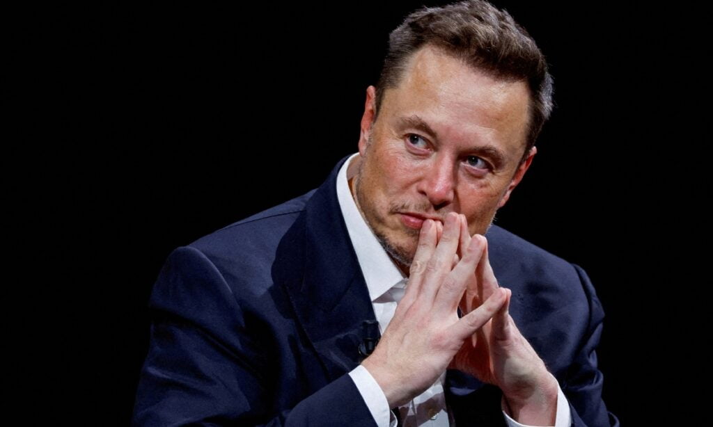 elon musk talks about 20 80 ratio of ai and humanoid robots 66e7b47a9e252 | Dang Ngoc Duy