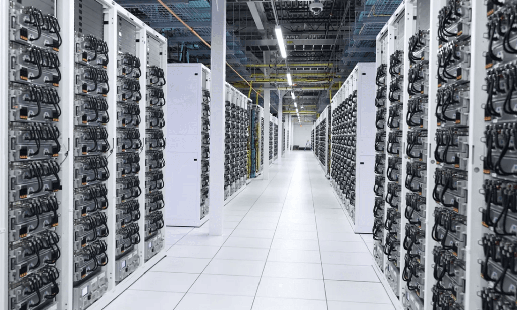 inside elon musks worlds largest supercomputer 673187cac33f5 | Dang Ngoc Duy