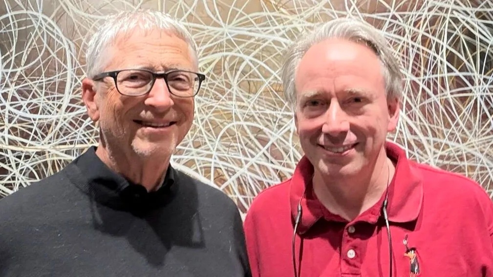 bill gates and linus torvalds first met 6858d7f601b4f | Dang Ngoc Duy