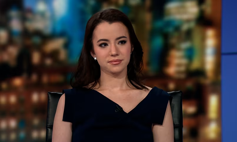 writer who secretly gave birth to elon musk sues | Dang Ngoc Duy