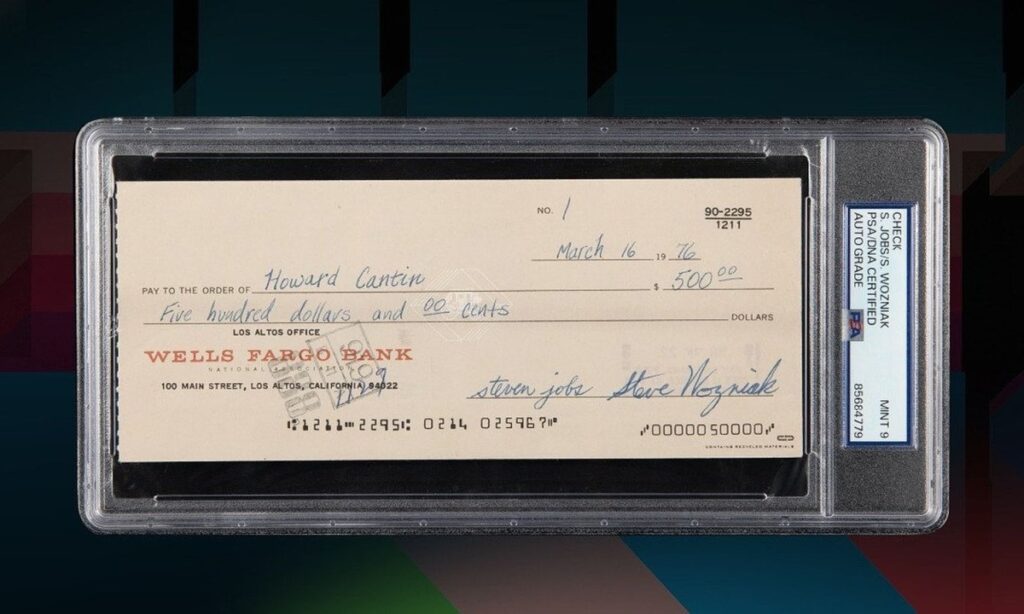 the first check and the apple 1 motherboard were auctioned for over 5 million 698028ea5bb7a | Dang Ngoc Duy