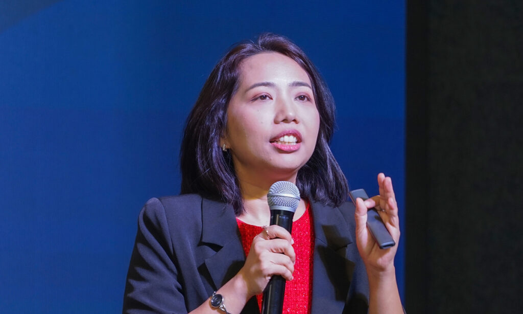 Microsoft Vietnam representative: AI needs data like a 'greedy' employee. 6 microsoft vietnam representative ai needs data like a greedy employee 6a0159d5ad7bb | Dang Ngoc Duy